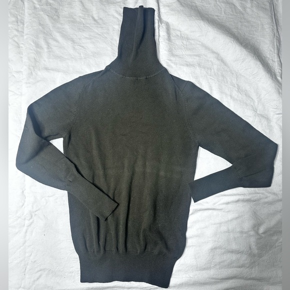 Zara Knit Black Turtleneck Sweater - Picture 3 of 8